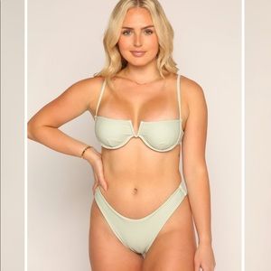 Sunny Bunny Sofia Set